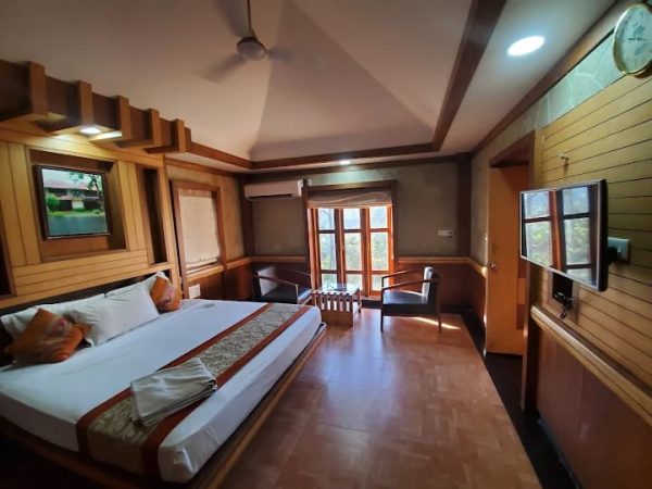 Ac Luxury Room
